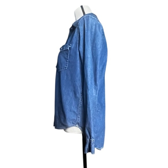 Hollister Women’s Chambray Denim Button-Up Shirt – Size S - Picture 2 of 5